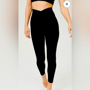 NWT Aerie High Rise Crossover Leggings Black